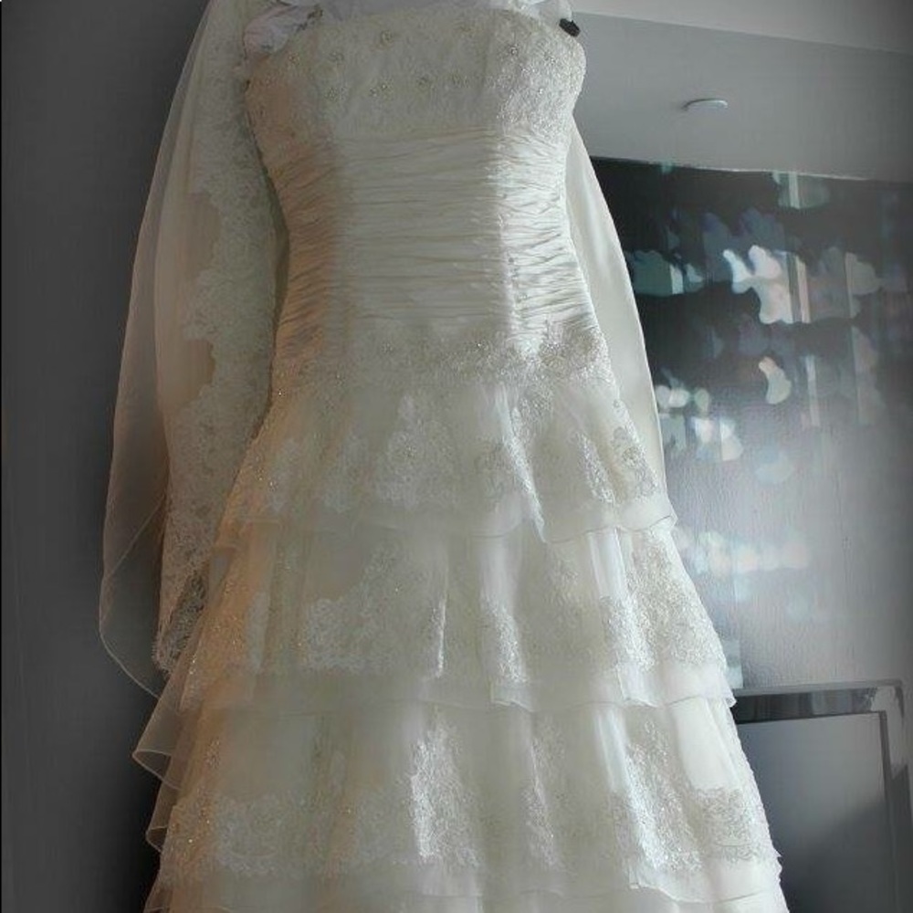 Group USA Off White Wedding Gown
